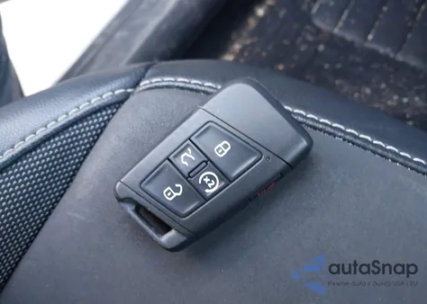 2022 Volkswagen Taos 1.5T Se из США, поврежденный, VIN 3VVYX7B26NM043768